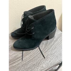 New Clarks Boots Womans size 10